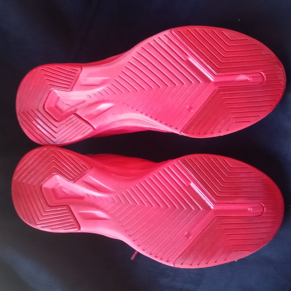 PUMA - Picture 4 of 8